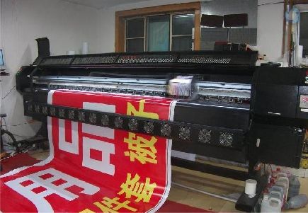  万安喷绘广告分辨率是多少？